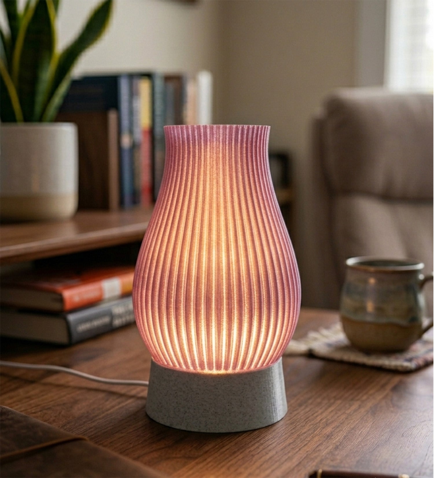 Tulip Translucent Lamp